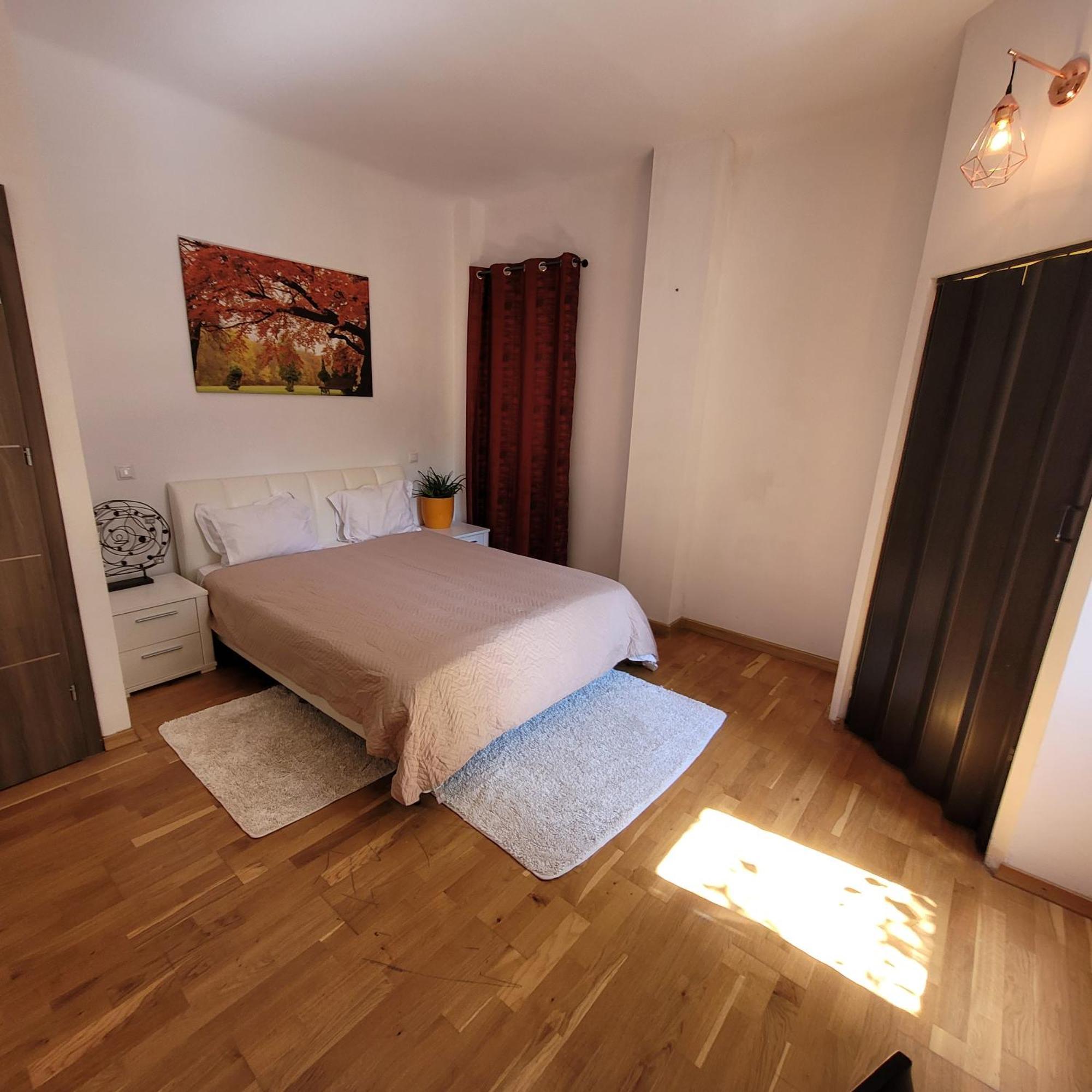 Anastasia Balcescu Apart 4 Self Check In Code From 2Pm Kitchen And Bedroom Bukarest Eksteriør billede