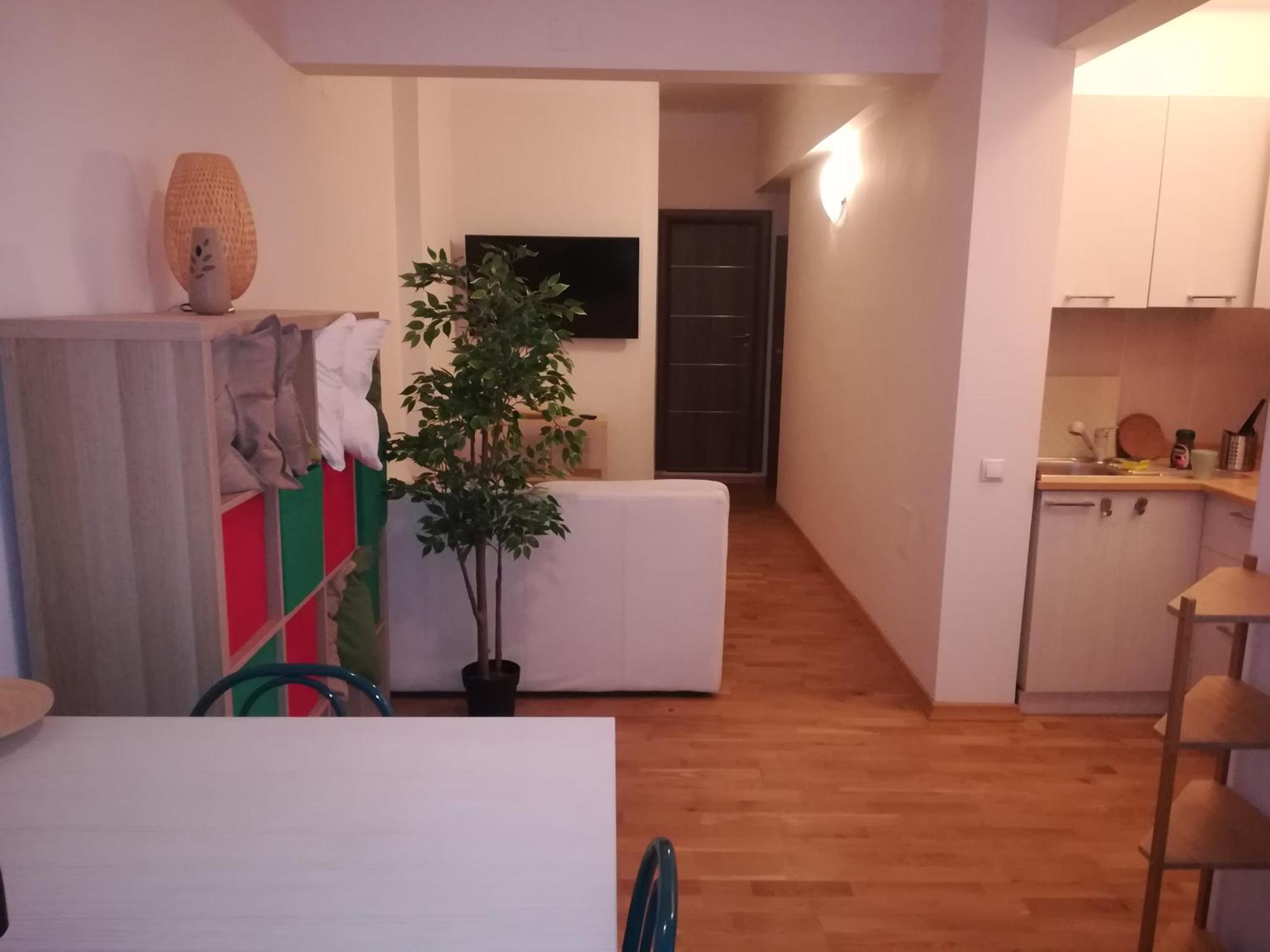 Anastasia Balcescu Apart 4 Self Check In Code From 2Pm Kitchen And Bedroom Bukarest Eksteriør billede