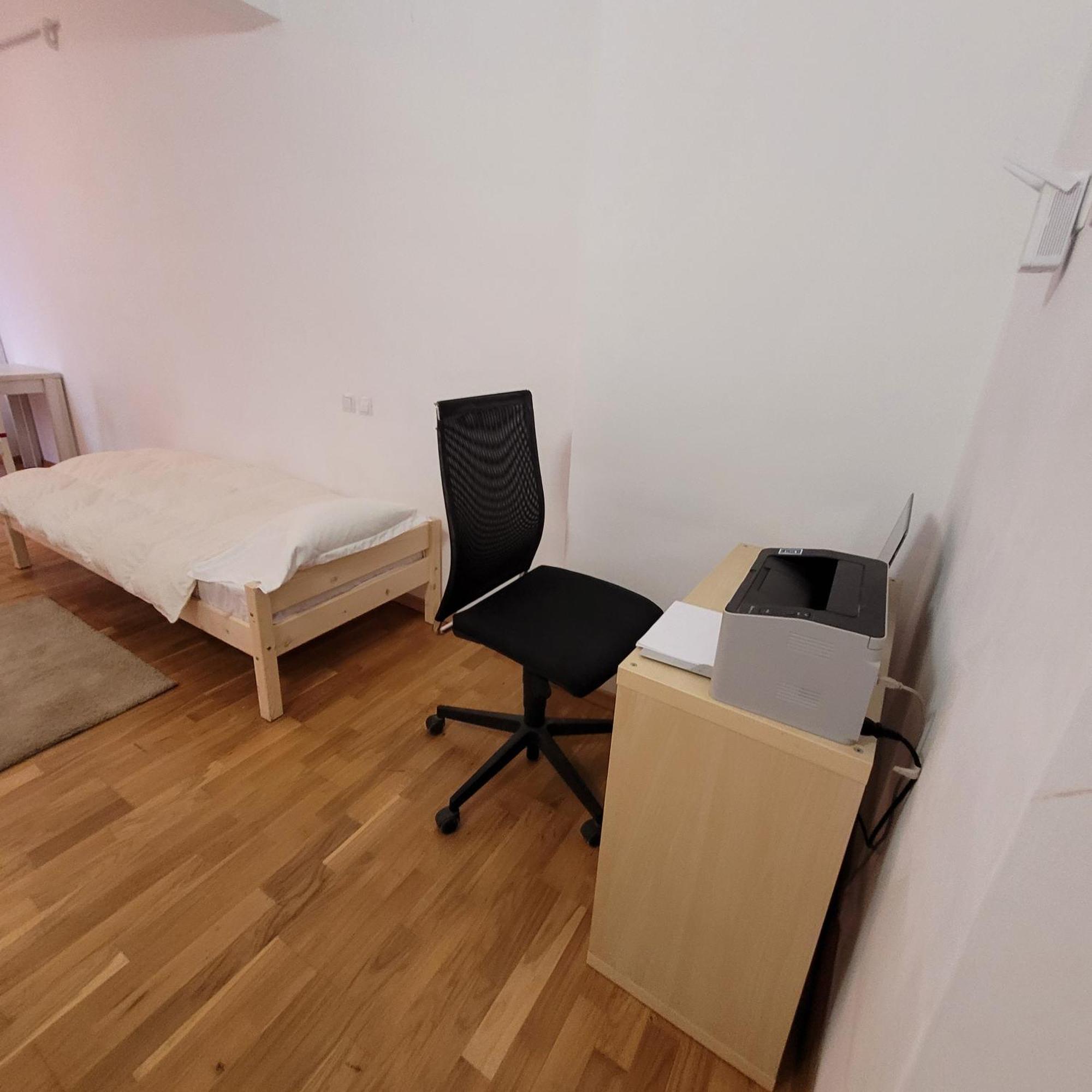 Anastasia Balcescu Apart 4 Self Check In Code From 2Pm Kitchen And Bedroom Bukarest Eksteriør billede